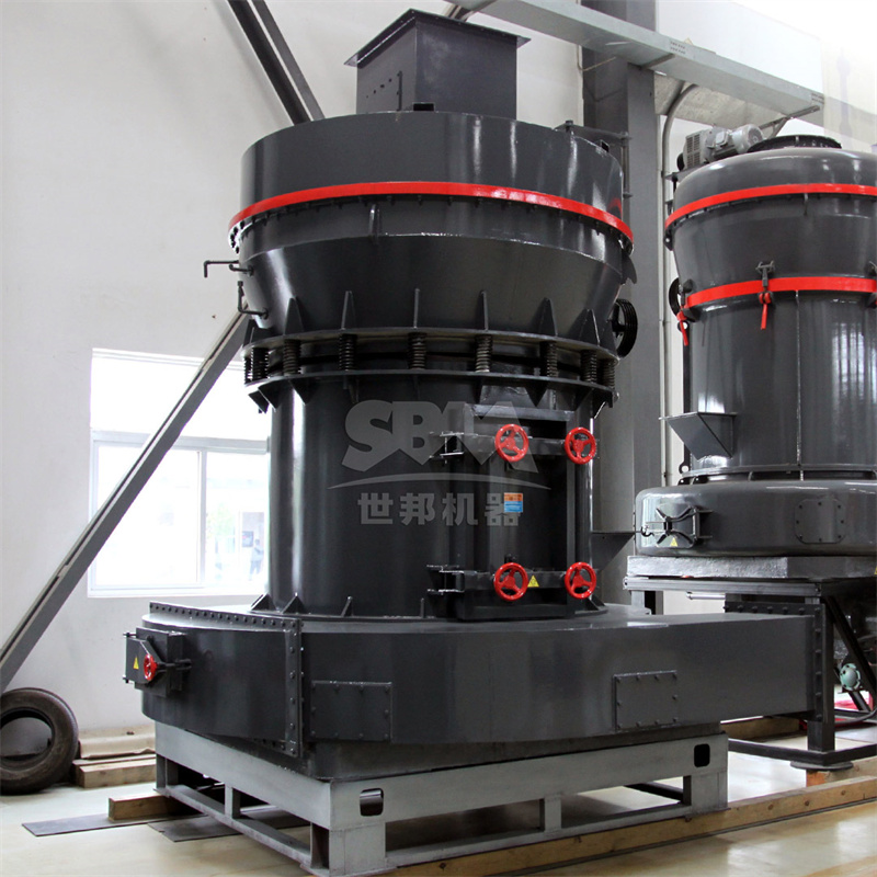 Bentonite grinding process for detergent manufacturing showing the transformation from raw clay to ultra-fine powder